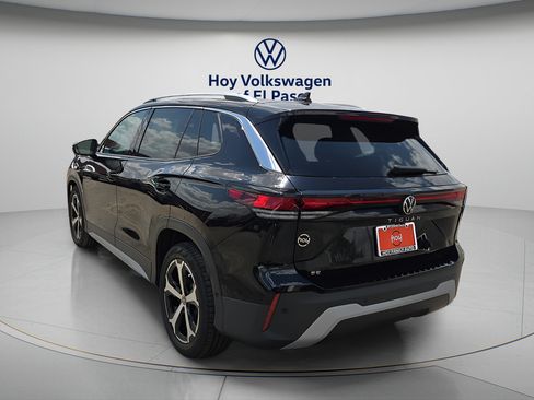 New 2026 Volkswagen Tiguan SE FWD image 4