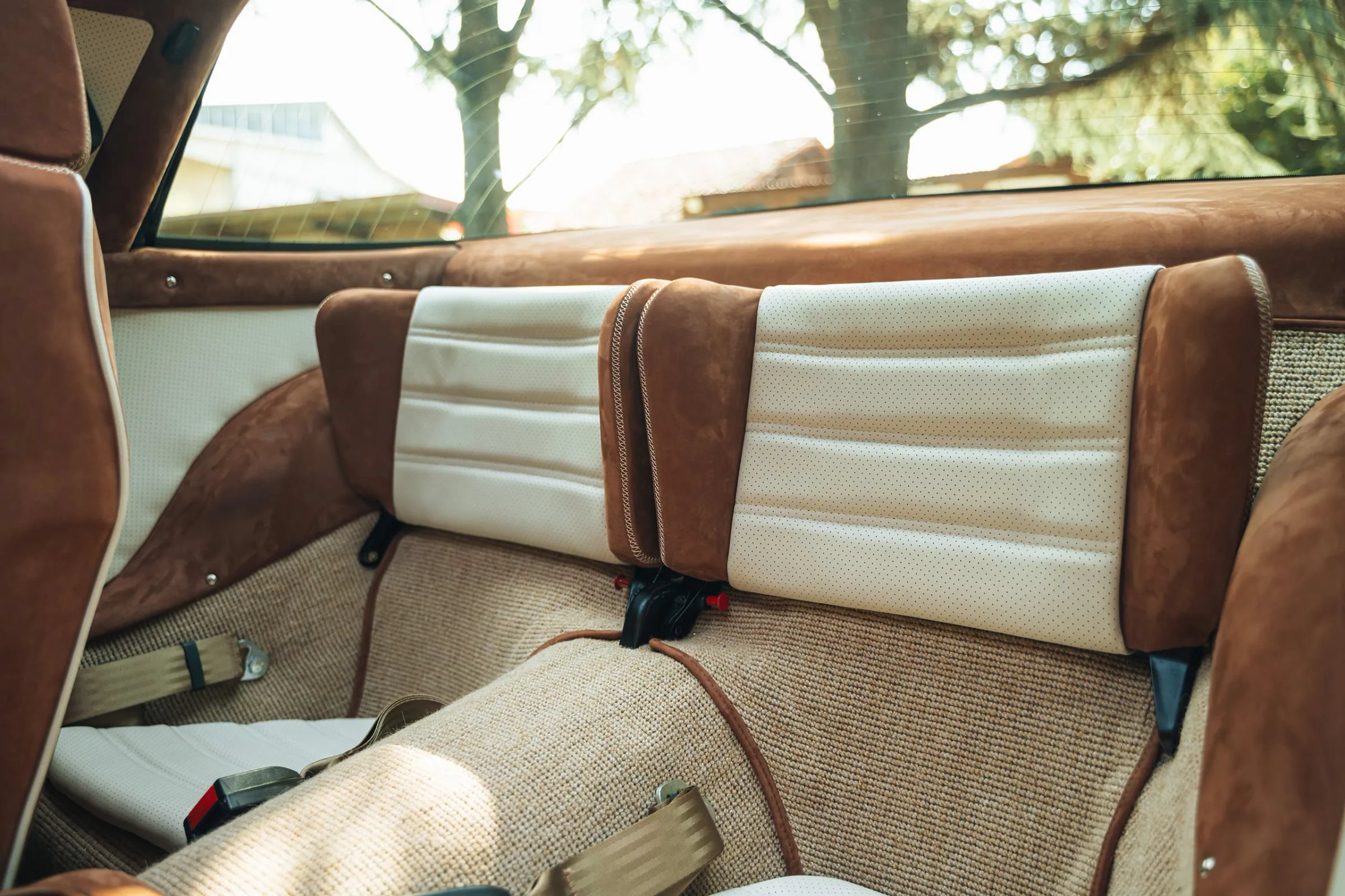 Used 1995 Porsche 911 Cabriolet image 72