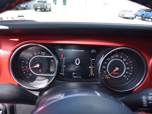 Used 2021 Jeep Wrangler Unlimited Rubicon image 17