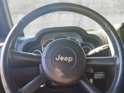 Used 2009 Jeep Wrangler Rubicon w/ Dual Top Group AWD/4WD image 17