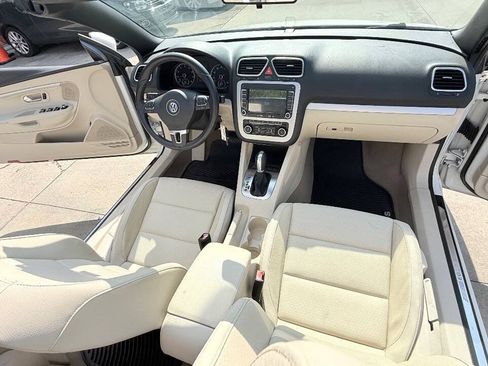 Used 2012 Volkswagen Eos Komfort FWD image 47
