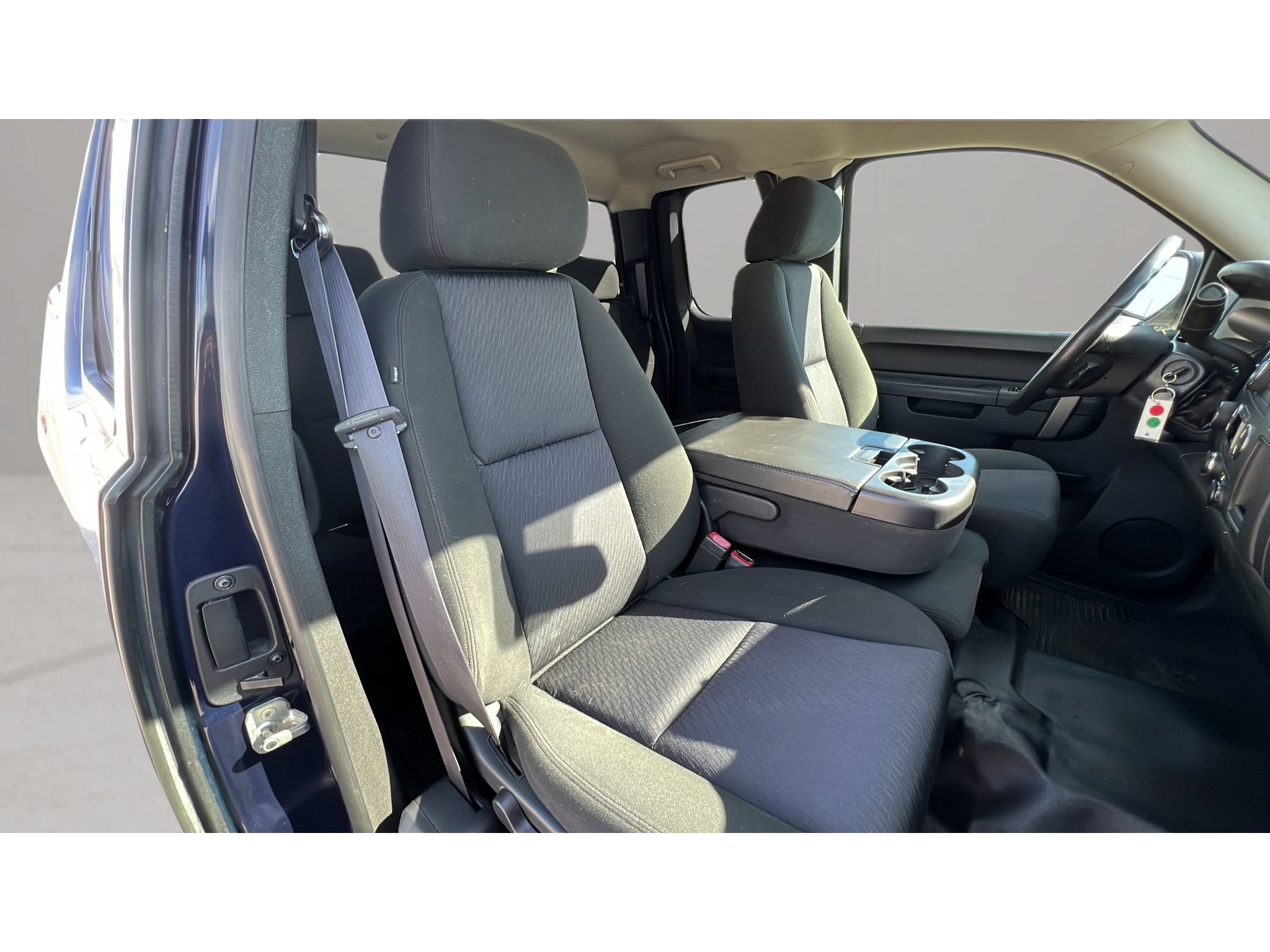 Used 2011 GMC Sierra 1500 SLE AWD/4WD image 32