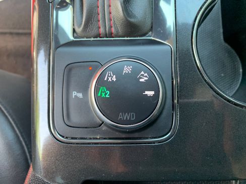 Used 2020 Chevrolet Blazer RS image 35