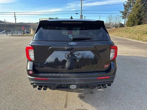 Certified 2022 Ford Explorer ST w/ Equipment Group 401A image 3