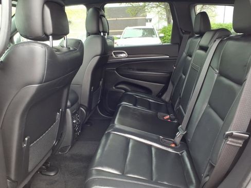 Used 2022 Jeep Grand Cherokee Limited image 28