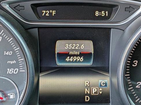 Used 2018 Mercedes-Benz GLA 250 4MATIC image 11