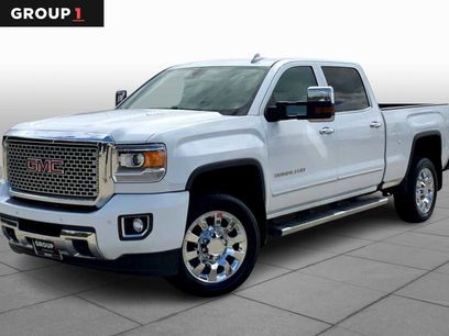 Used 2016 GMC Sierra 2500 Denali w/ Duramax Plus Package