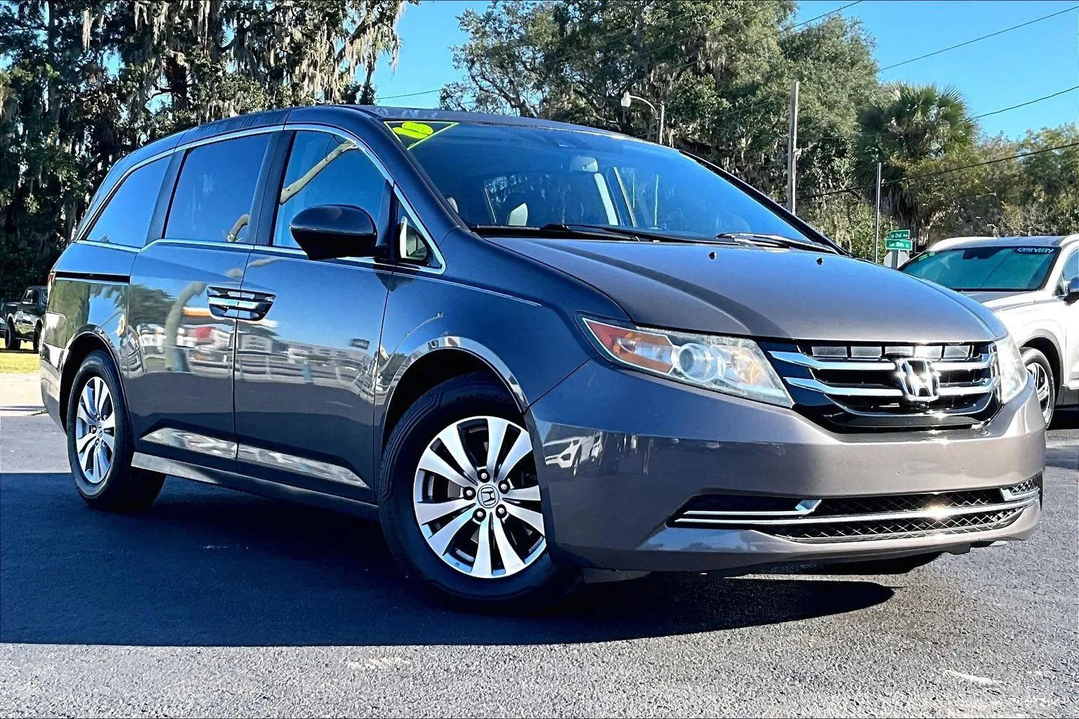 Used 2015 Honda Odyssey EX-L image 2