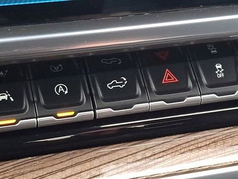 Certified 2023 Chevrolet Silverado 1500 RST image 25