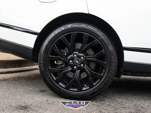 Used 2018 Land Rover Range Rover Supercharged image 11