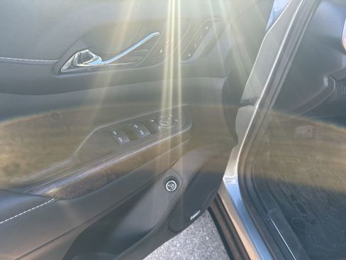 Used 2023 GMC Acadia Denali w/ Trailering Package image 16