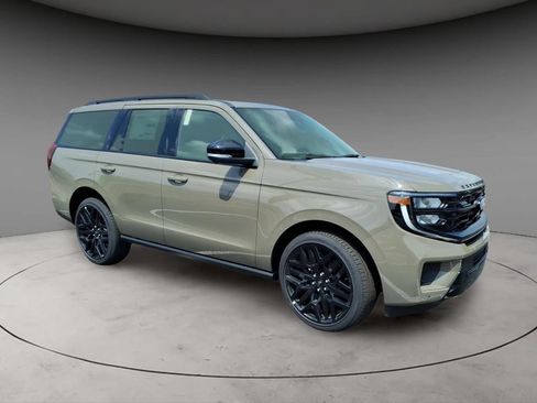 New 2027 Ford Expedition Platinum w/ Stealth Performance Package AWD/4WD image 5