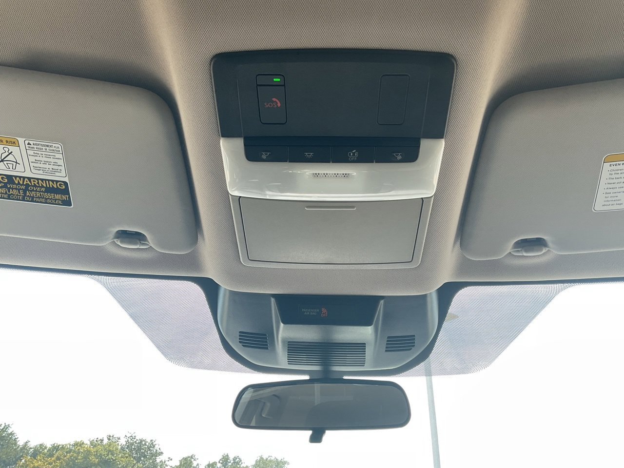 Used 2025 Nissan Rogue SV FWD image 15