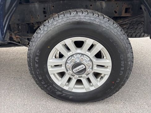 Used 2017 Ford F250 XLT w/ XLT Value Package image 20