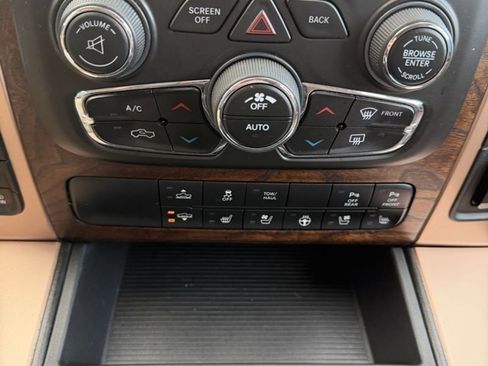 Used 2014 RAM 1500 Laramie Longhorn image 18