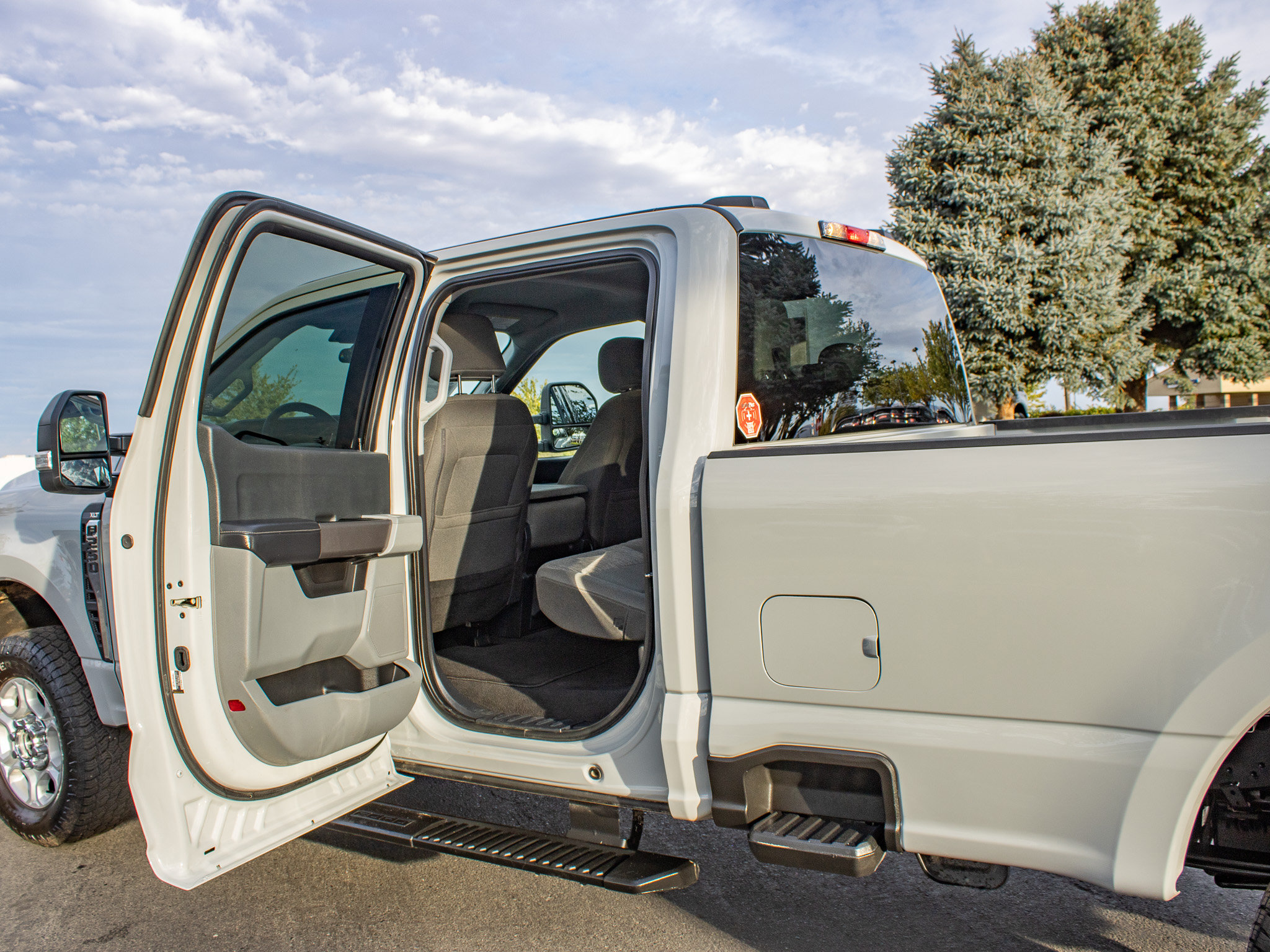 Used 2025 Ford F250 XLT AWD/4WD image 12