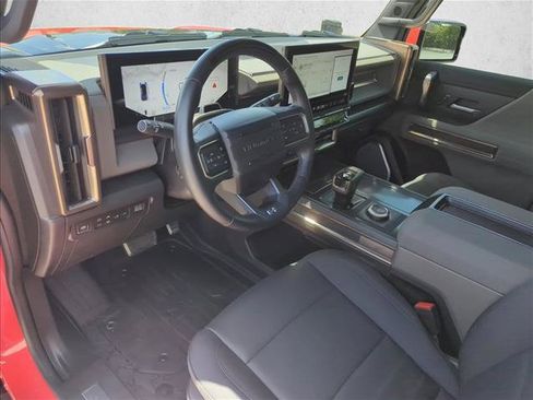 Used 2025 GMC Hummer EV 2X w/ LPO, Illumination Package AWD/4WD image 8