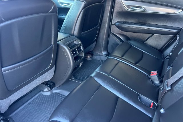 Used 2023 Cadillac XT5 Luxury FWD image 13