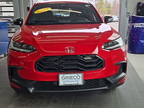 Used 2024 Honda HR-V Sport image 3
