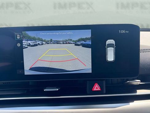 Used 2026 Kia Carnival LXS FWD image 9