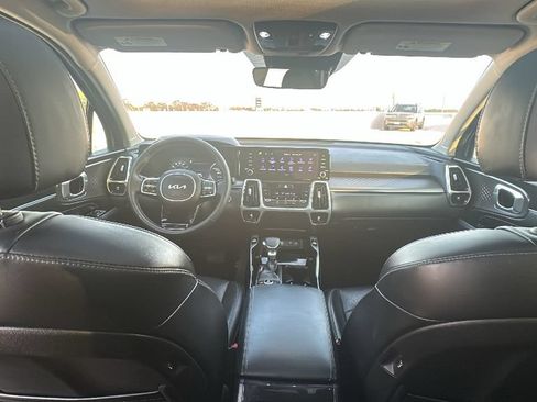 Used 2023 Kia Sorento SX AWD/4WD image 30