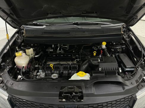 Used 2020 Dodge Journey Crossroad w/ Popular Equipment Group FWD image 26