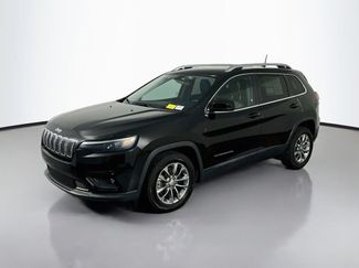 Used 2019 Jeep Cherokee Latitude Plus FWD video 3