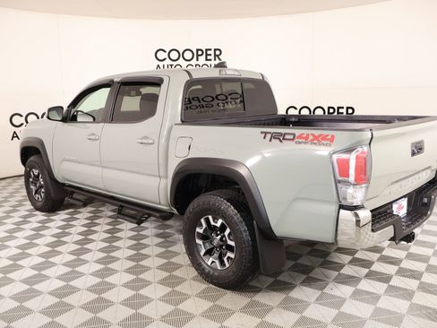Used 2022 Toyota Tacoma TRD Off-Road image 22