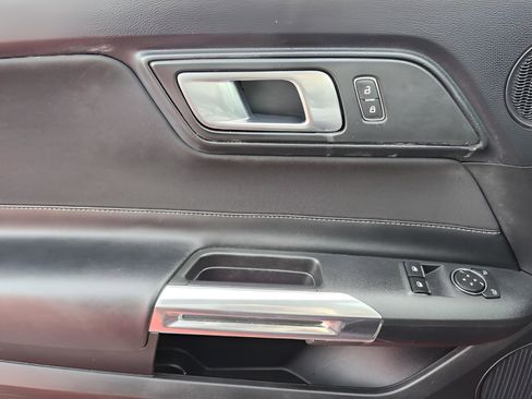 Used 2019 Ford Mustang Coupe w/ Equipment Group 101A image 37