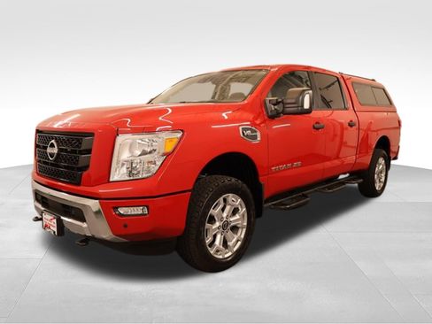 Used 2024 Nissan Titan SV w/ SV Convenience Package AWD/4WD image 5