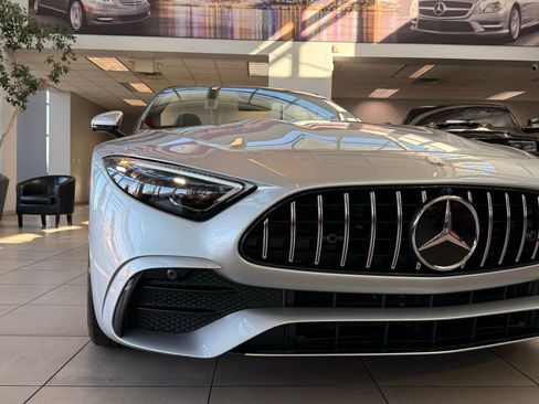 Used 2023 Mercedes-Benz SL 43 AMG w/ Driver Assistance Package image 13