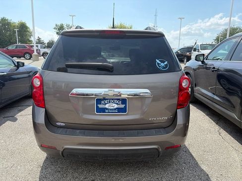 Used 2010 Chevrolet Equinox LT w/ Vehicle Interface Package FWD image 3