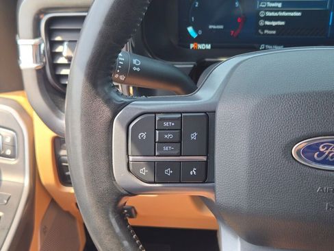 Used 2023 Ford F250 Lariat image 24