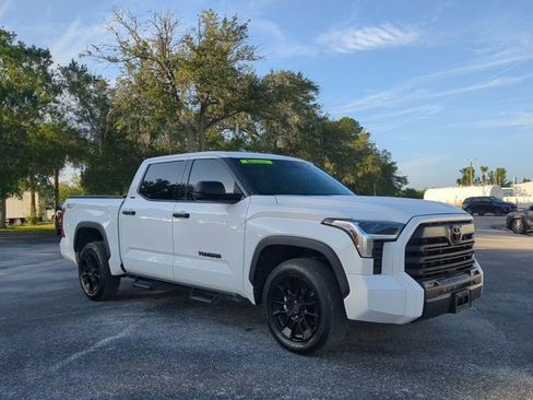 Used 2022 Toyota Tundra SR5 image 2