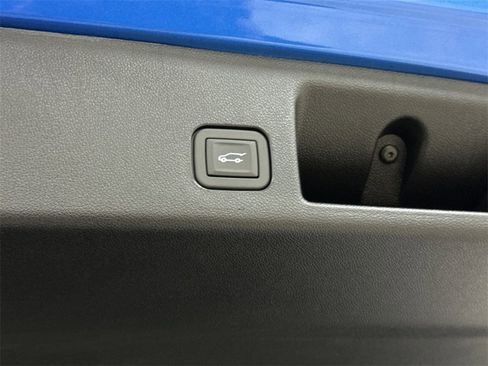 New 2026 Chevrolet Equinox EV RS image 30