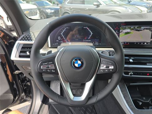 New 2026 BMW X5 xDrive50e w/ Climate Comfort Package AWD/4WD image 29