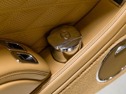 Used 2017 Bentley Mulsanne RWD image 16