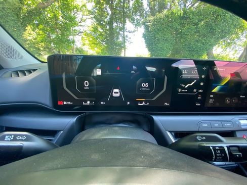 Used 2025 Kia K4 EX FWD image 16