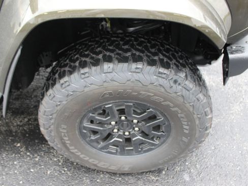 New 2026 Ford Bronco Raptor w/ Interior Carbon Fiber Pack AWD/4WD image 11