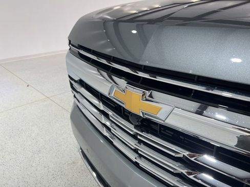 New 2026 Chevrolet Suburban Premier image 30