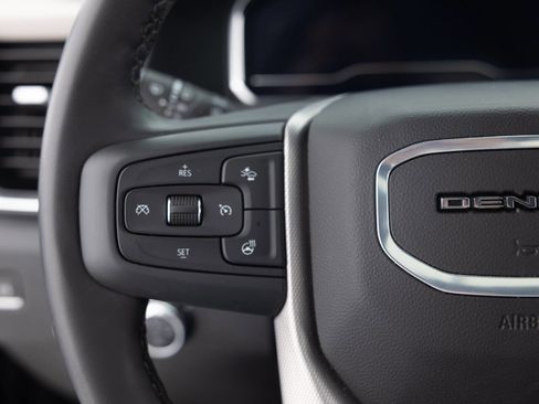 Used 2025 GMC Sierra 2500 Denali w/ Denali Reserve Package image 37