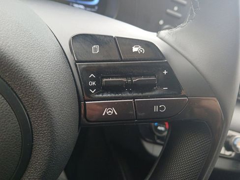 Used 2025 Hyundai Elantra Sport image 23