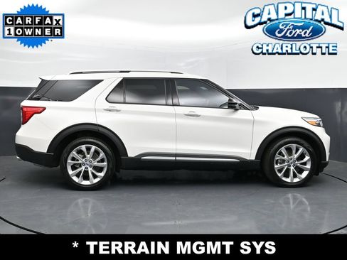 Used 2023 Ford Explorer Platinum w/ Class IV Trailer Tow Package RWD image 9