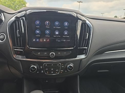 Used 2023 Chevrolet Traverse LT w/ Midnight/Sport Edition AWD/4WD image 14