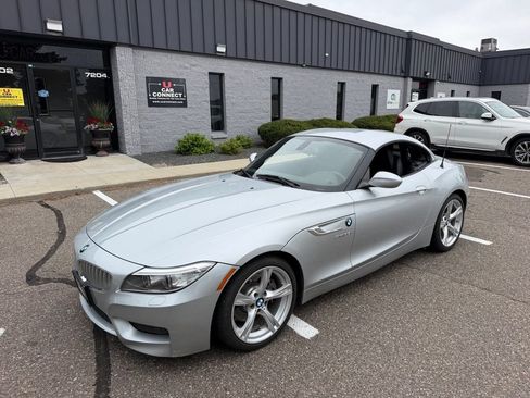 Used 2014 BMW Z4 sDrive35i RWD image 44