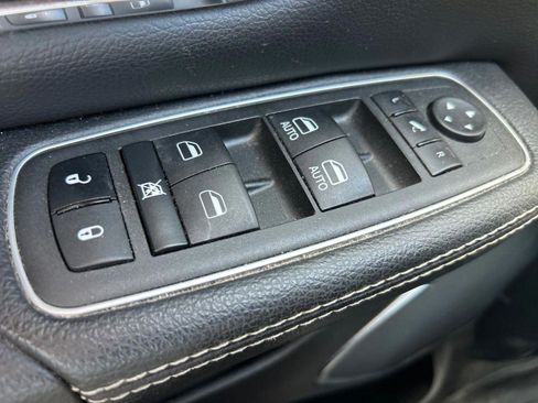 Certified 2022 RAM 1500 Laramie AWD/4WD image 24