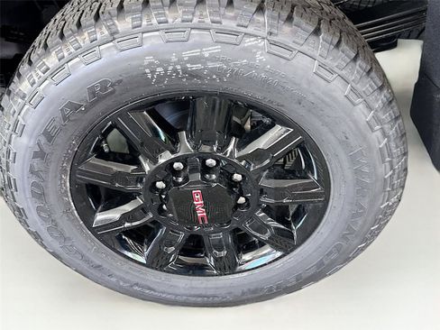 New 2026 GMC Sierra 3500 AT4 w/ AT4 Premium Plus Package AWD/4WD image 26