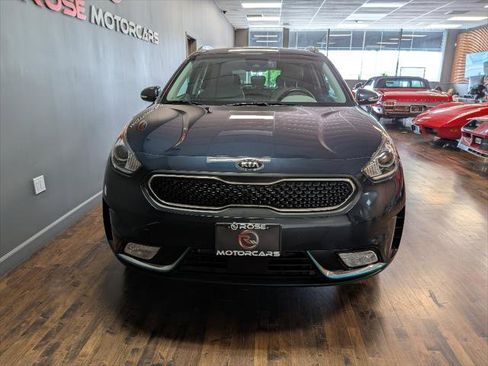 Used 2019 Kia Niro EX FWD image 3