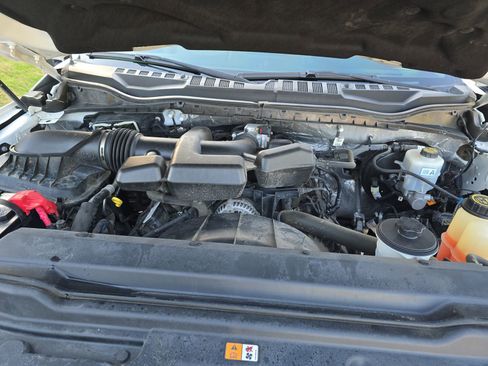 Used 2018 Ford F250 Lariat image 15