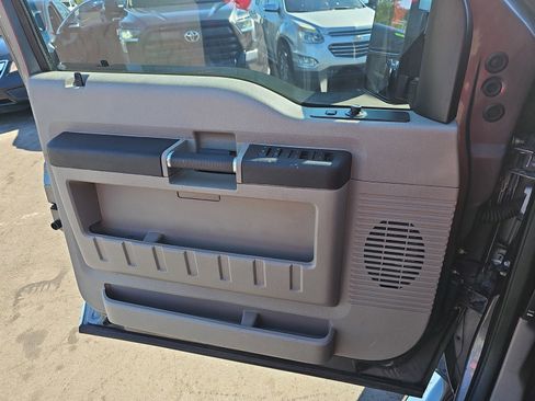 Used 2009 Ford F250 2WD Crew Cab Super Duty image 21